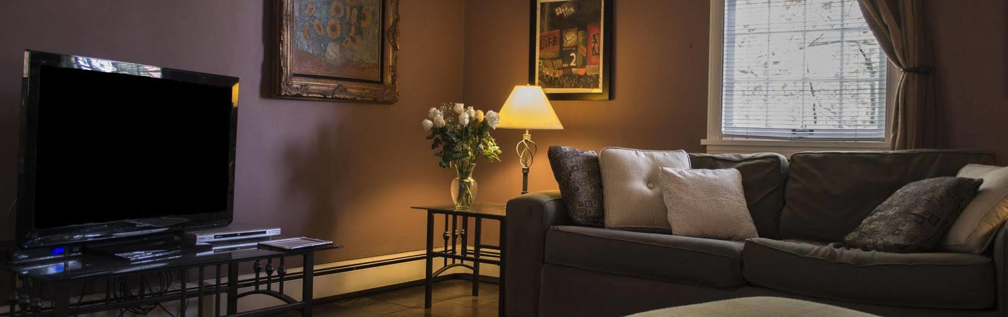 Clifford House Private Home B&B คลีฟแลนด์ ภายนอก รูปภาพ