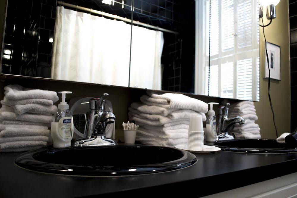 Clifford House Private Home B&B คลีฟแลนด์ ภายนอก รูปภาพ